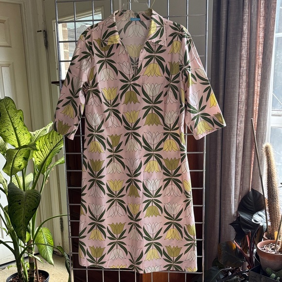 J. McLaughlin Dresses & Skirts - J. McLaughlin Floral Dress